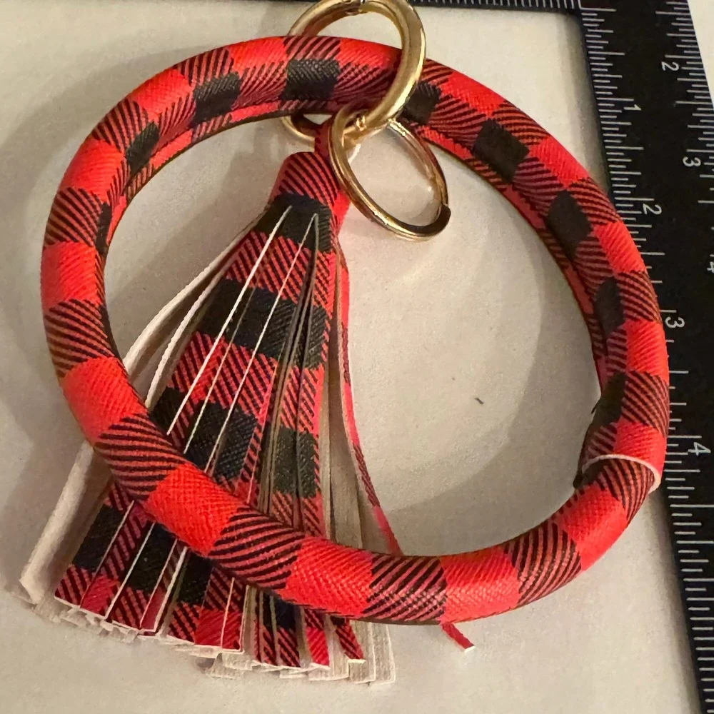 Buffalo Plaid Bangle Key‎ Ring Bracelet Keychain Tassel Red Black